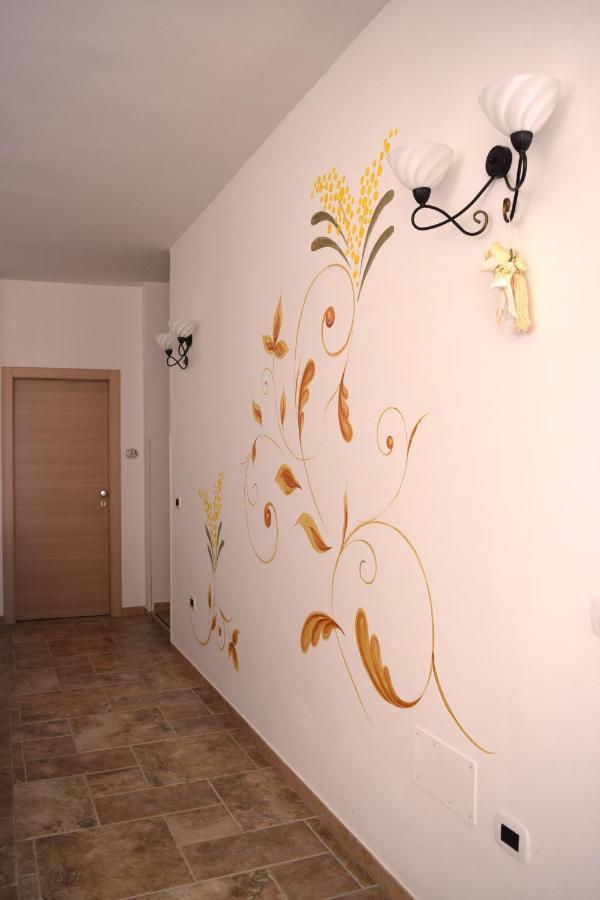 Le Mimose Bed and Breakfast Pulsano Eksteriør billede